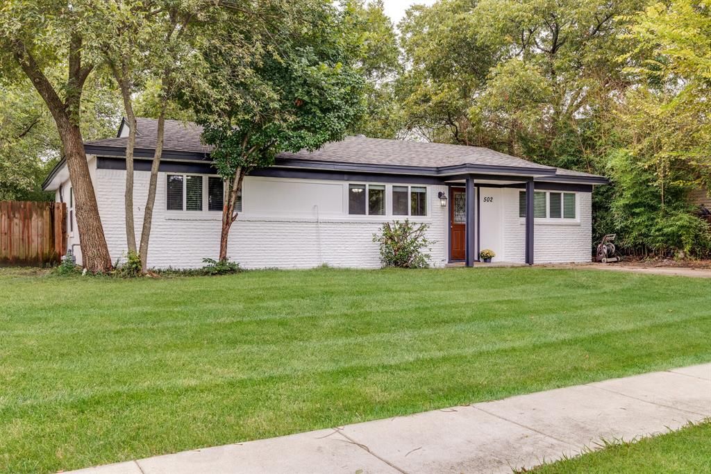 502 E Lilly Ln, Arlington, TX 76010