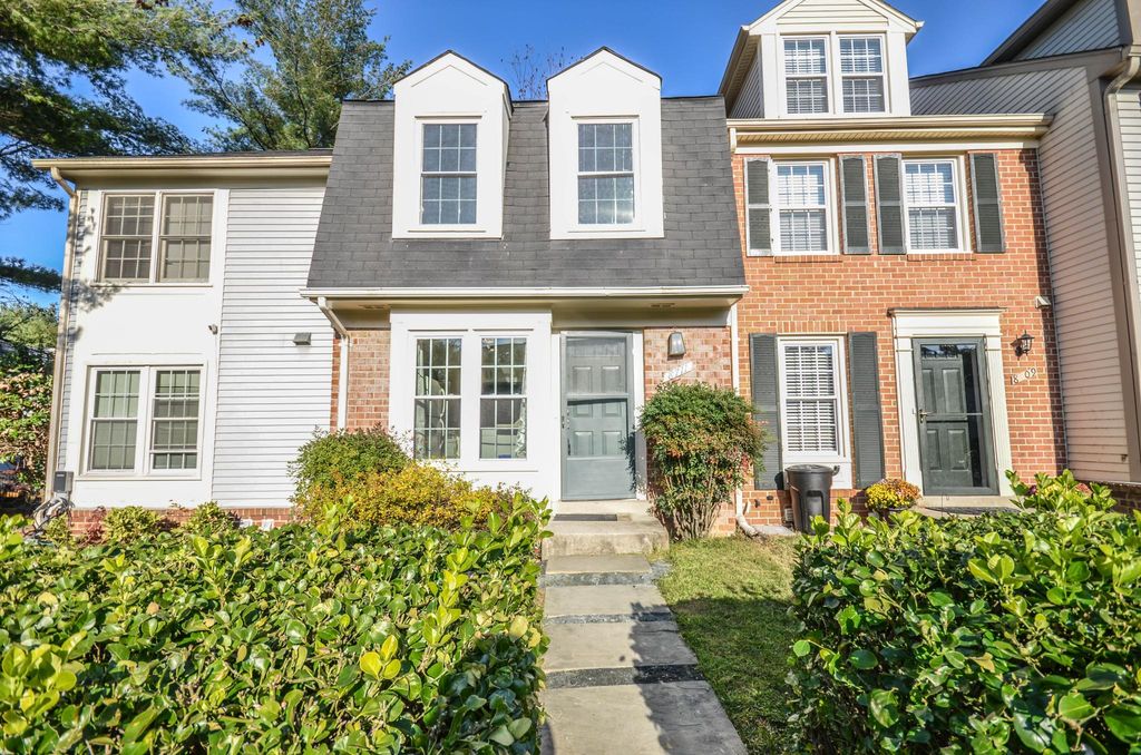 8711 Ravenglass Way, Montgomery Village, MD 20886