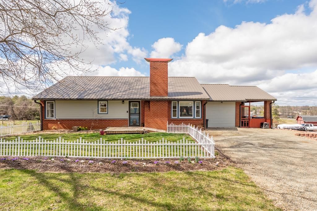 68 Edmonds Rd, Galax, VA 24333 MLS 92376 Trulia