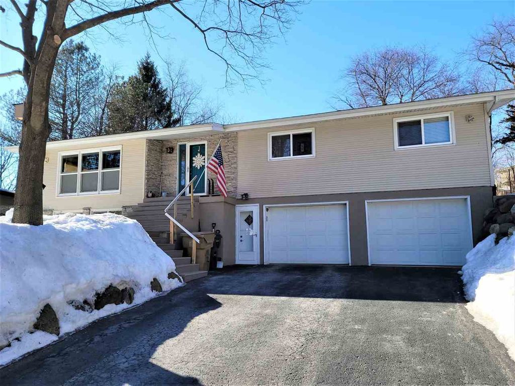 1318 Dale Ave, Madison, WI 53705 4 Bed, 3 Bath MultiFamily Home