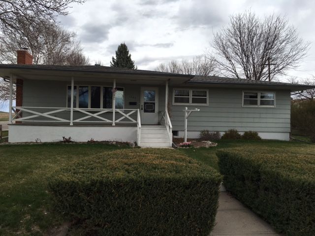 1005 W East St #11, Ogallala, NE 69153