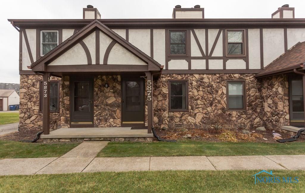 5875 Staghorn Dr #5875, Toledo, OH 43614