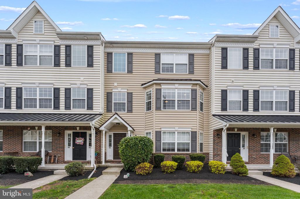 46 N School Ln, Souderton, PA 18964