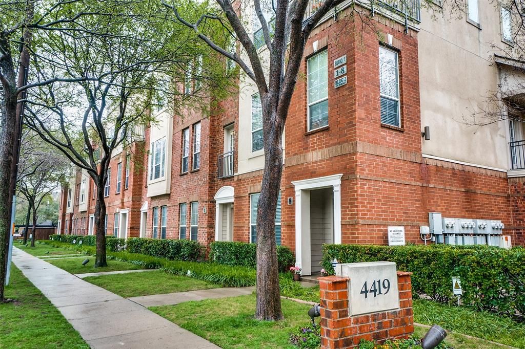 4419 Buena Vista St, Dallas, TX 75205
