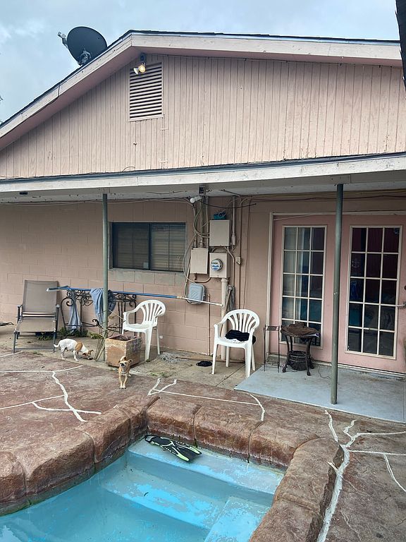 103 Toledo Dr, Laredo, TX 78043