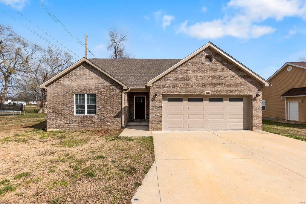 132 E South St, Benton, MO 63736 Trulia