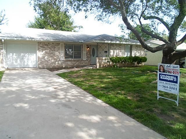 2718 Cumberland Dr, Mesquite, TX 75150