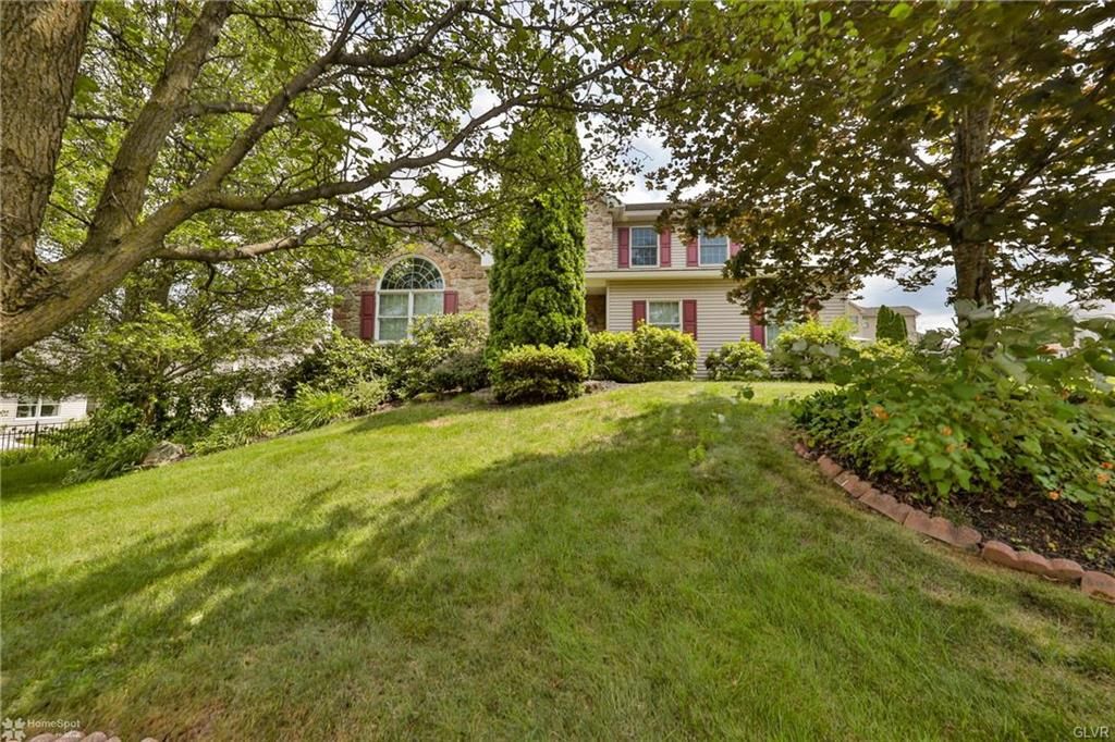 1340 Owls Nest Rd, Easton, PA 18040