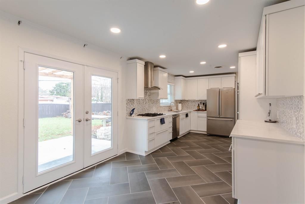 2620 Highwood Dr, Dallas, TX 75228