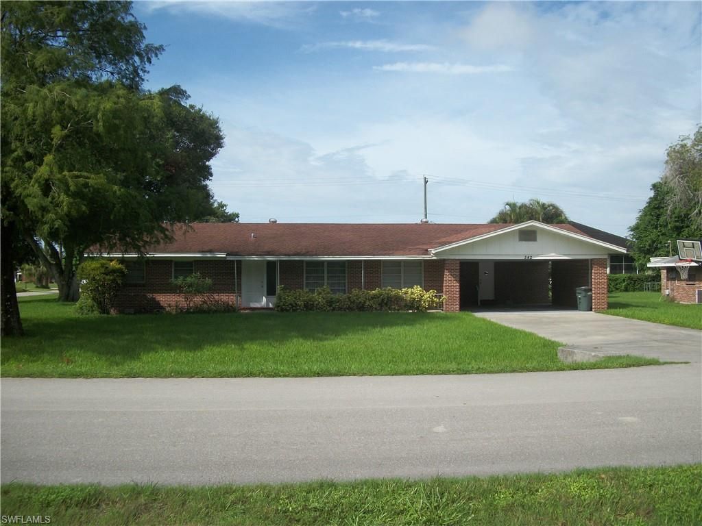 542 E Del Monte Ave, Clewiston, FL 33440