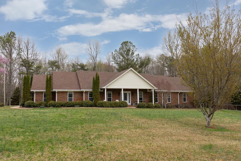 1260 County Road 74, Florence, AL 35633