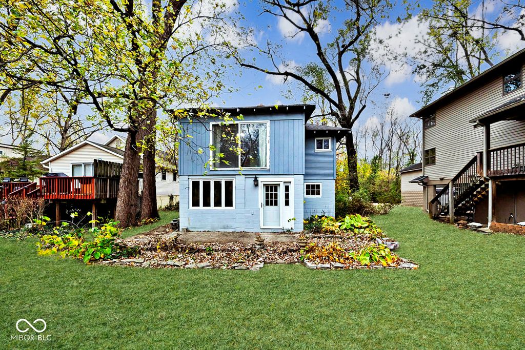 1631 E  77th St, Indianapolis, IN 46240