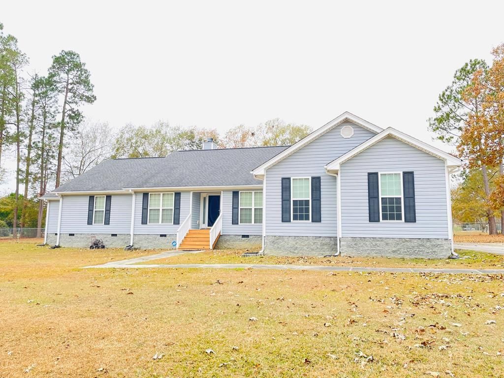 423 Weeks St, Wadley, GA 30477