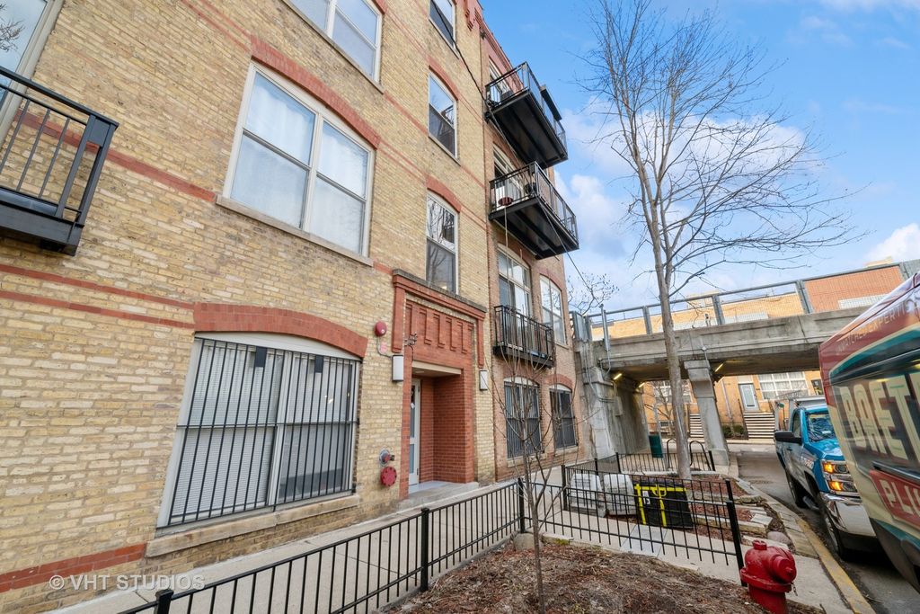 1740 N  Maplewood Ave #414, Chicago, IL 60647