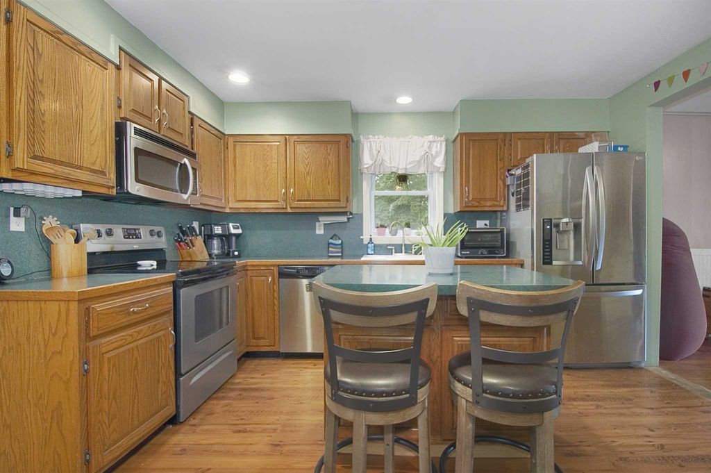 4 Railroad Ave, Amenia, NY 12501 Trulia