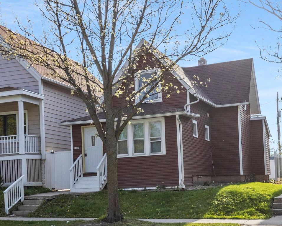 2915 South Howell AVENUE, Milwaukee, WI 53207 Trulia