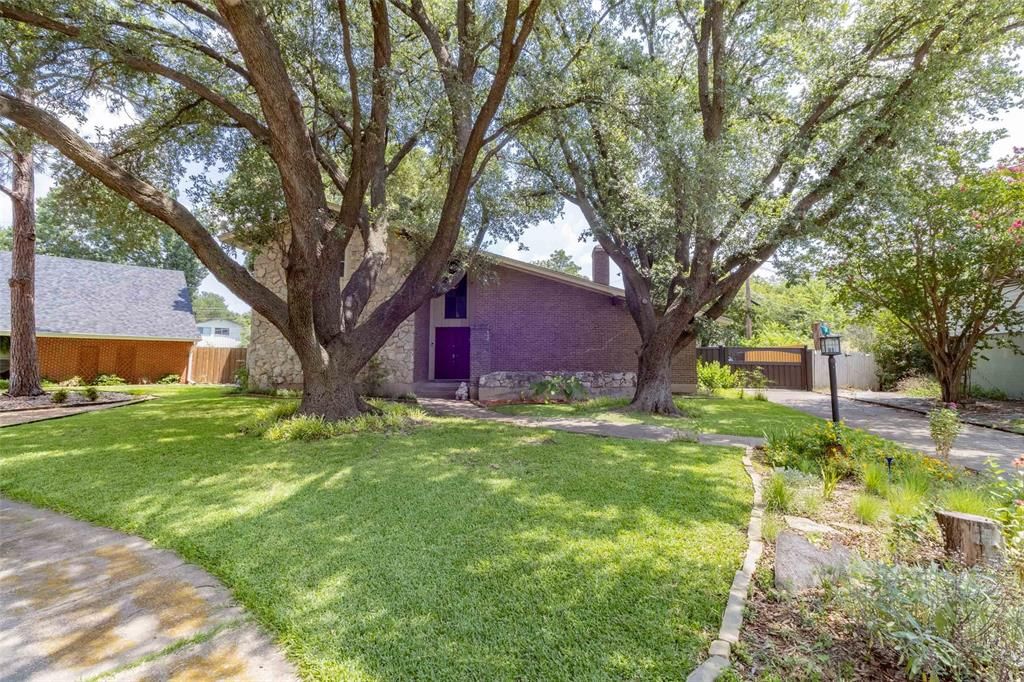 8435 Greenstone Dr, Dallas, TX 75243