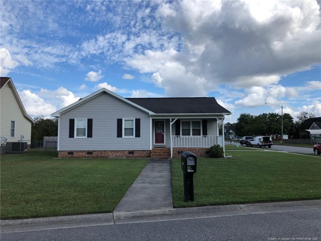 3700 Hillcrest Dr, Lumberton, NC 28358 3 Bed, 2 Bath 3700 Hillcrest Dr, Lumberton, NC 28358 3 Bed, 2 Bath