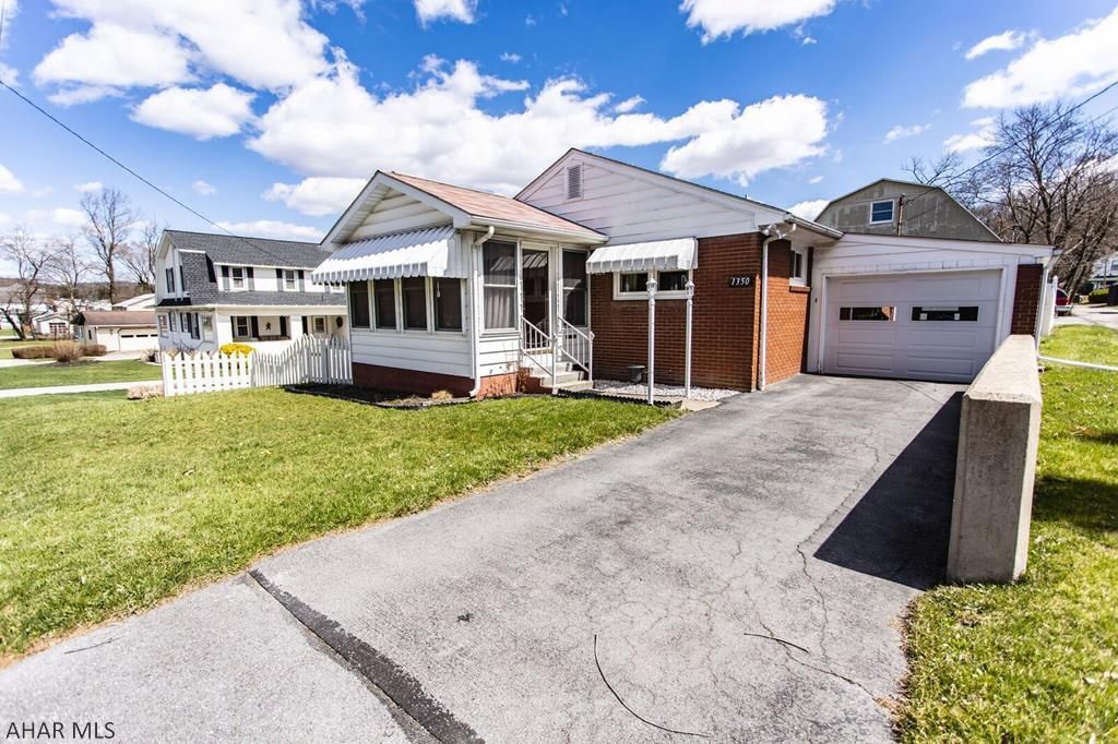 1350 Clay Ave, Tyrone, PA 16686 Trulia