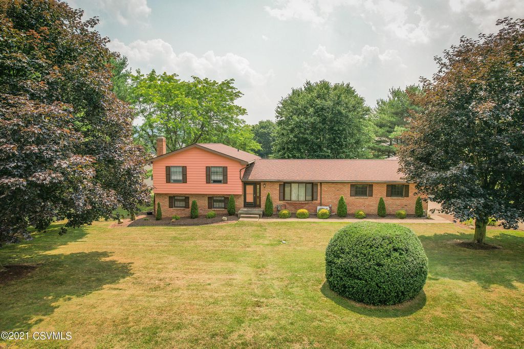 2480 Tower Rd, Bloomsburg, PA 17815