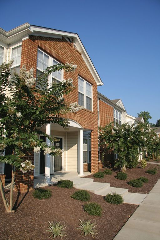 2260 Golden Garden Cir, Chester, VA 23836