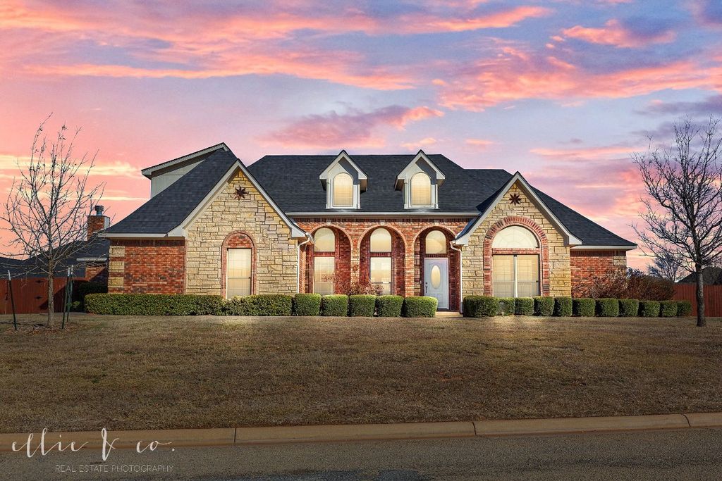 1304 S Saddle Lakes Dr, Abilene, TX 79602 MLS 20540109 Trulia