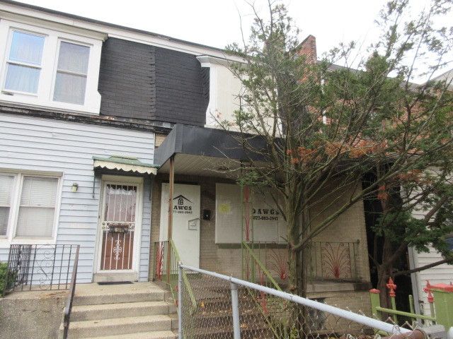 10651 S Champlain Ave, Chicago, IL 60628 | Trulia