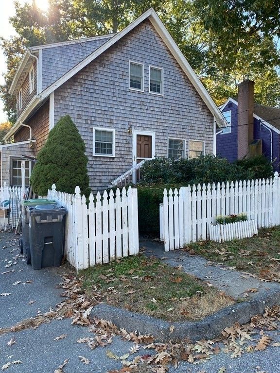 41 Corbett Ave, Dedham, MA 02026