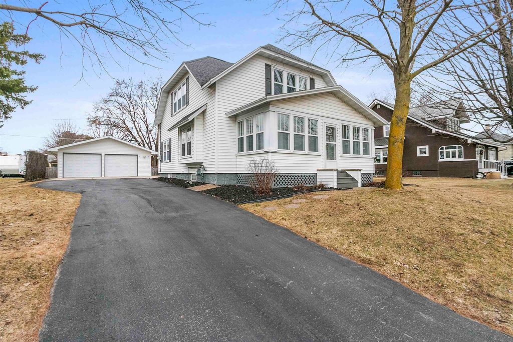 221 N Cecil St, Bonduel, WI 54107 Trulia