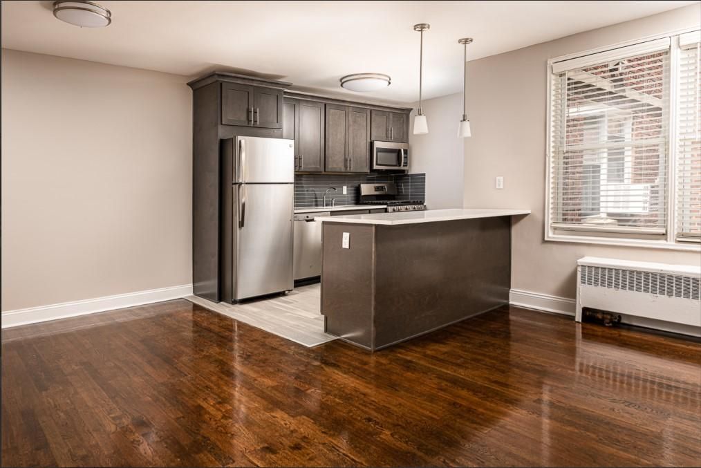 140 Montgomery St 1242J, Highland Park, NJ 08904 See Est. Value