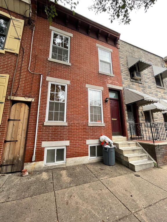1131 Gerritt St, Philadelphia, PA 19147