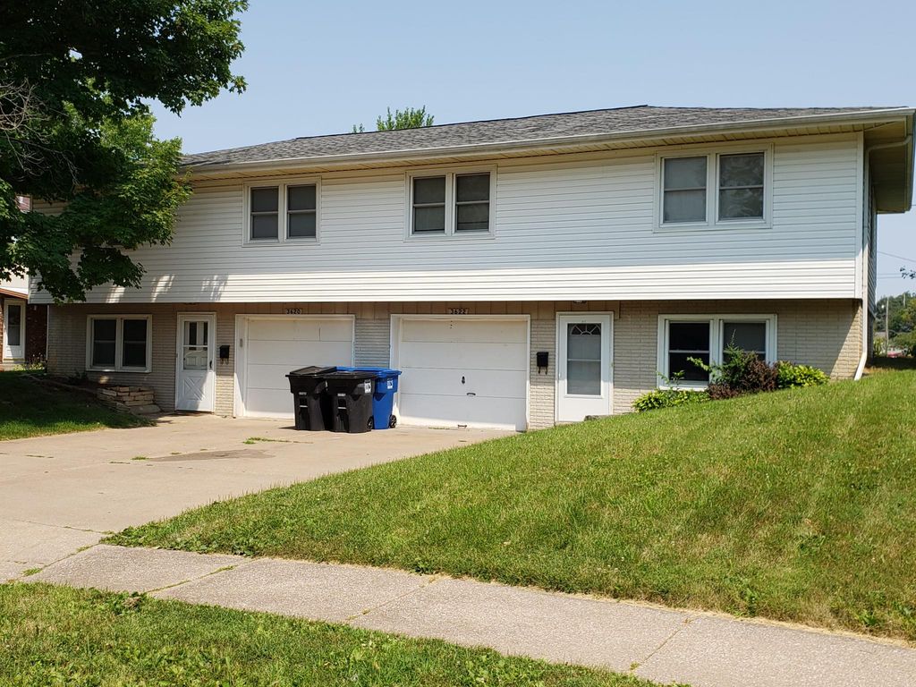 3620-3620 34th St, Moline, IL 61265