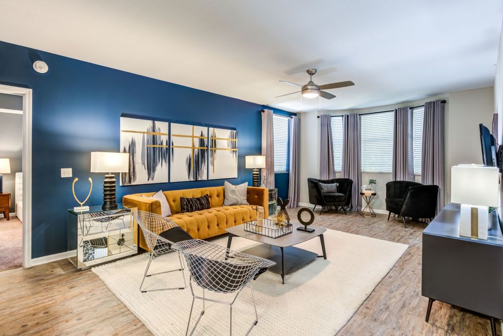 3880 W Broward Blvd, Fort Lauderdale, FL 33312