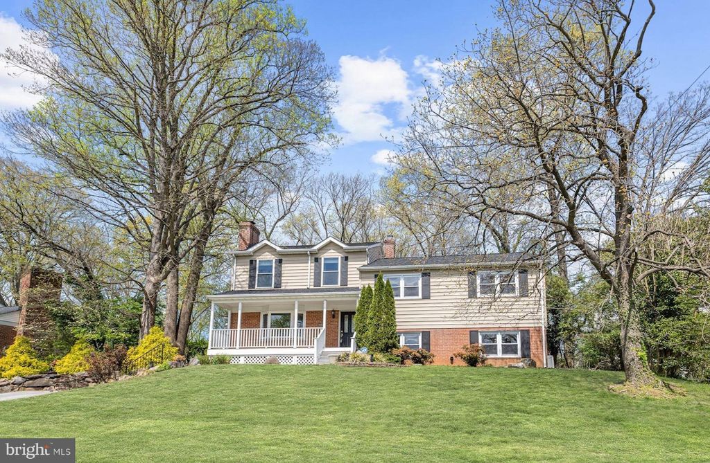 114 Martingale Rd, Lutherville Timonium, MD 21093