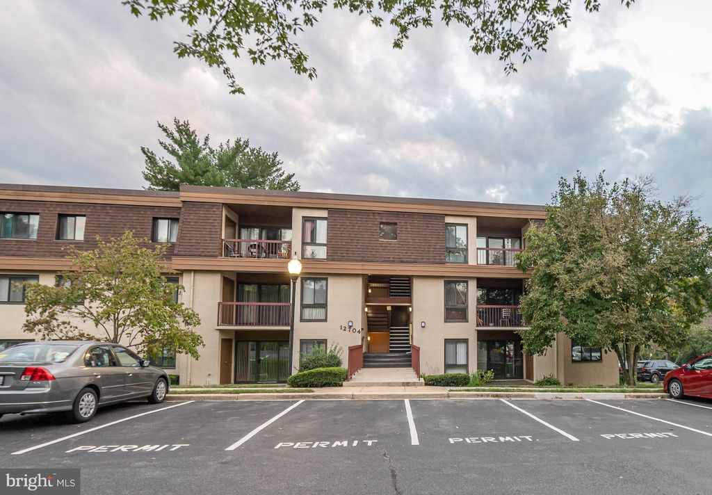 12704 Veirs Mill Rd #31-103, Rockville, MD 20853