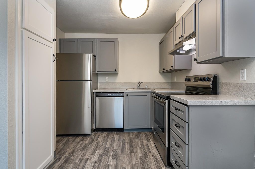 14623 Murray Rd SW #12, Lakewood, WA 98439