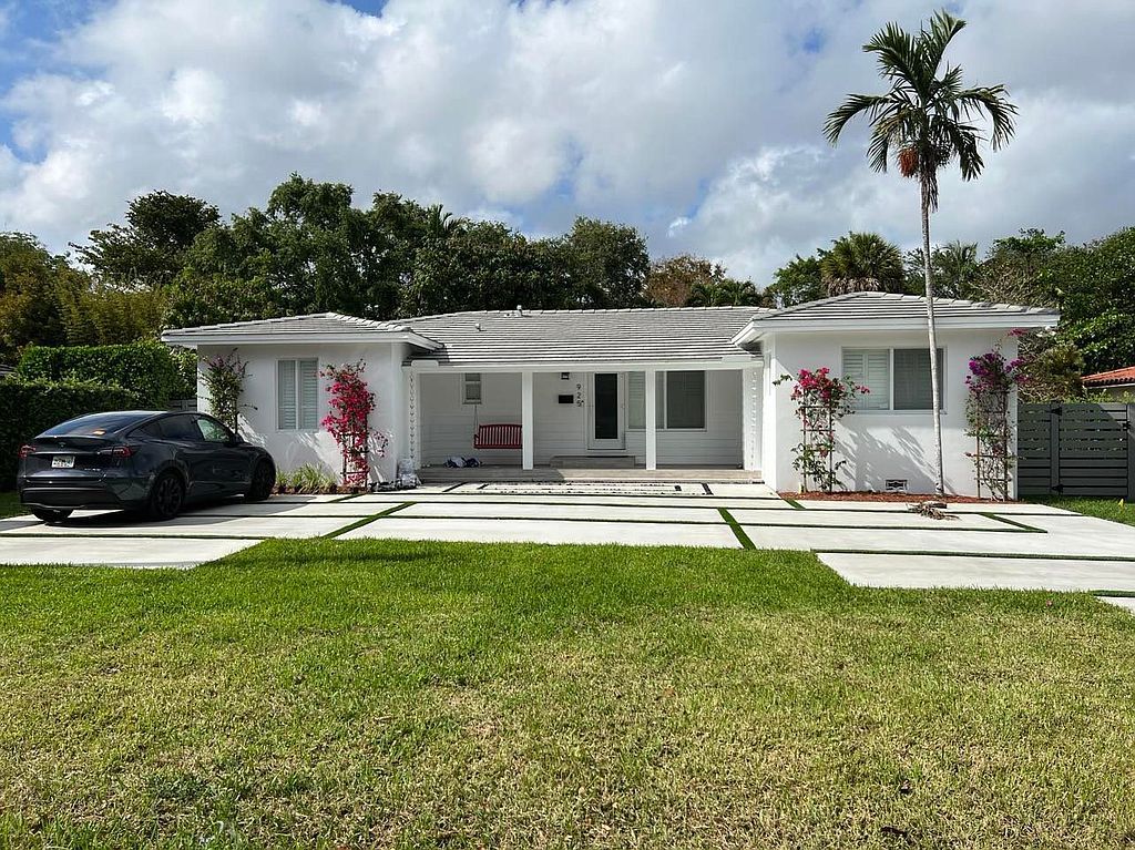 925 NE 92nd St, Miami Shores, FL 33138
