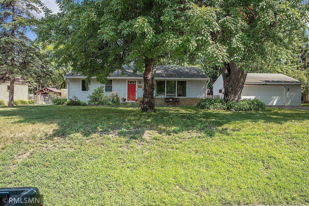 2329 County Road E East, Saint Paul, MN 55110 Trulia