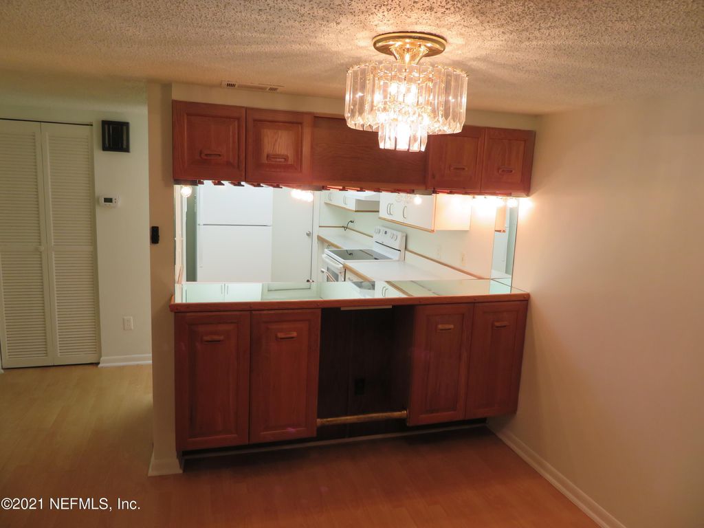 5400 La Moya Ave #32, Jacksonville, FL 32210