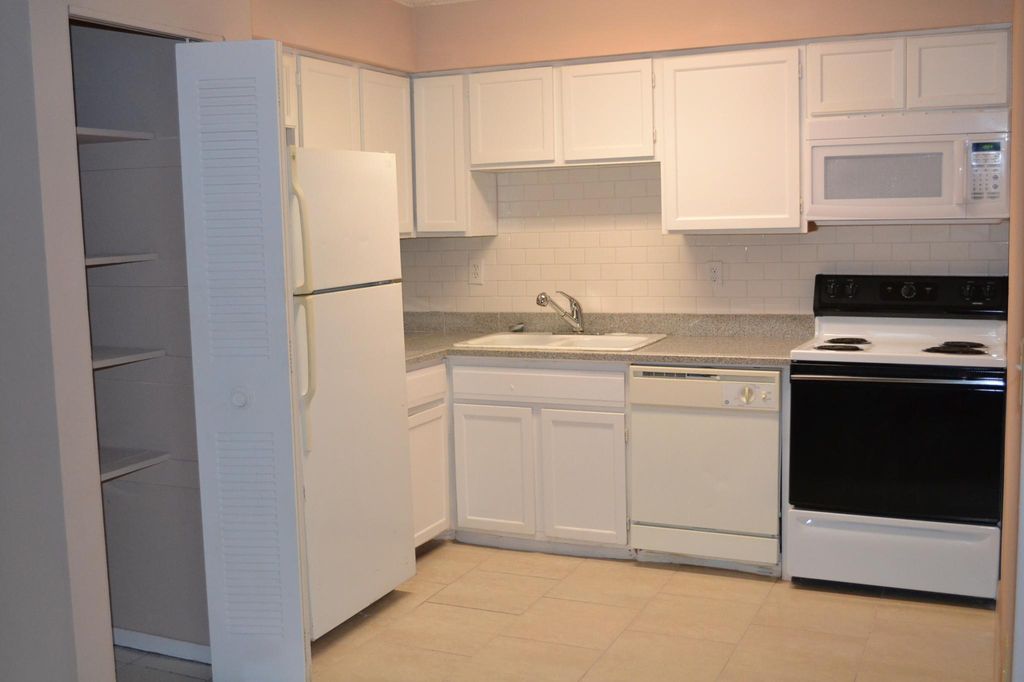 beltrees plaza apartments dunedin fl trulia