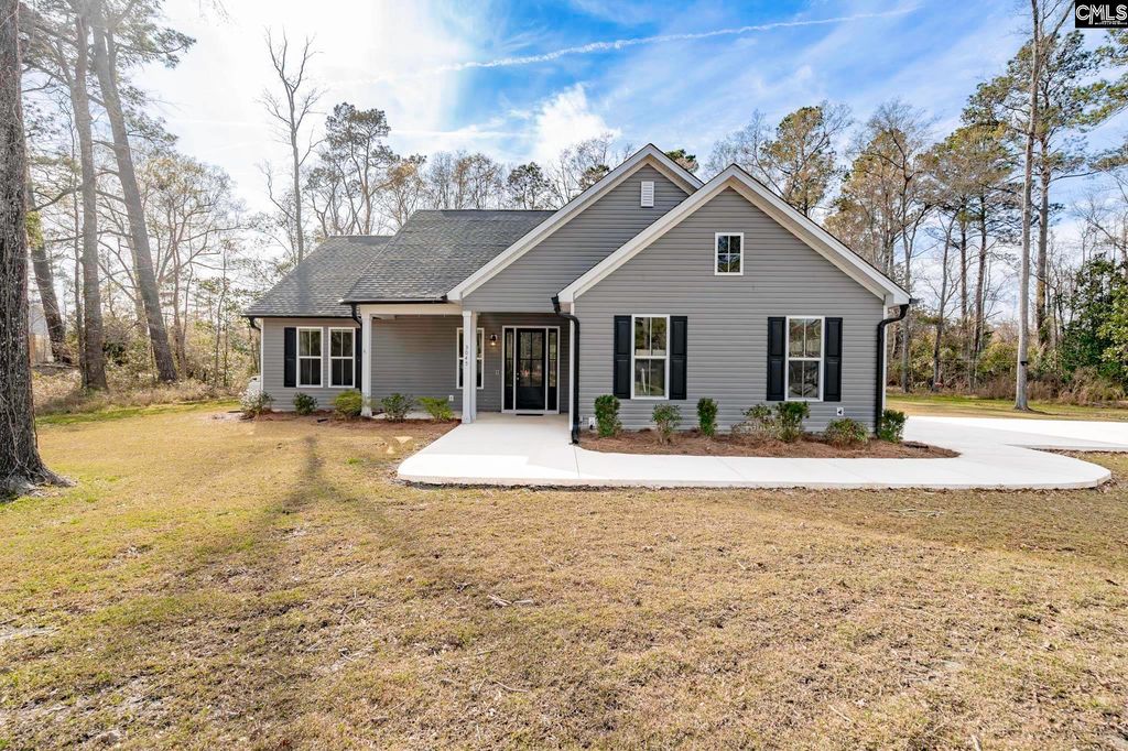3045 Old Gilliard Rd, Holly Hill, SC 29059