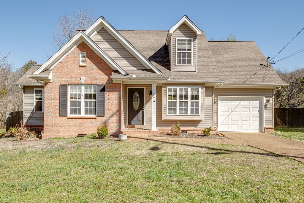 412 Brownstone St, Old Hickory, TN 37138