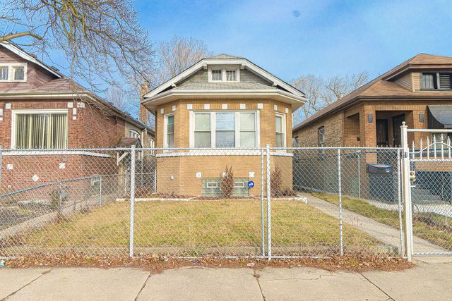 318 W 117th St, Chicago, IL 60628