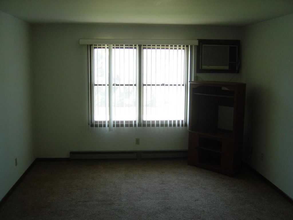 270 W 1st Ave, Clifton, IL 60927 Trulia