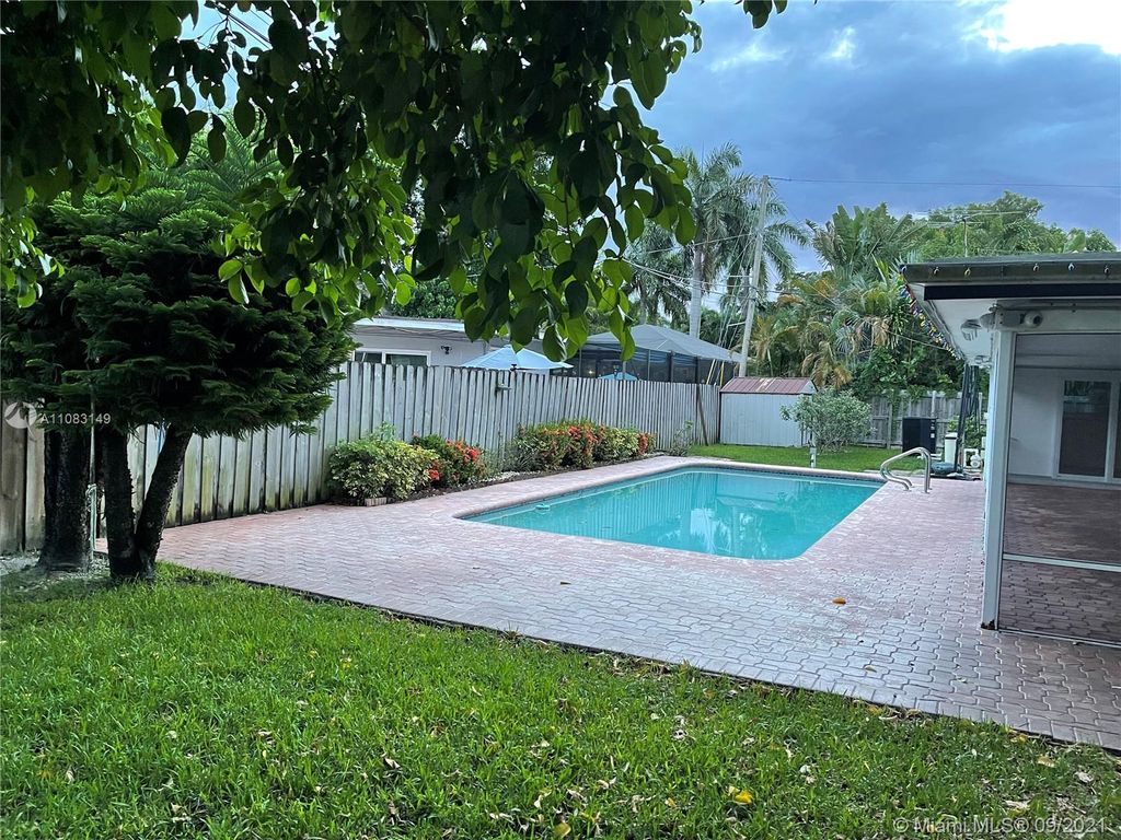 600 NW 22nd Ct, Wilton Manors, FL 33311