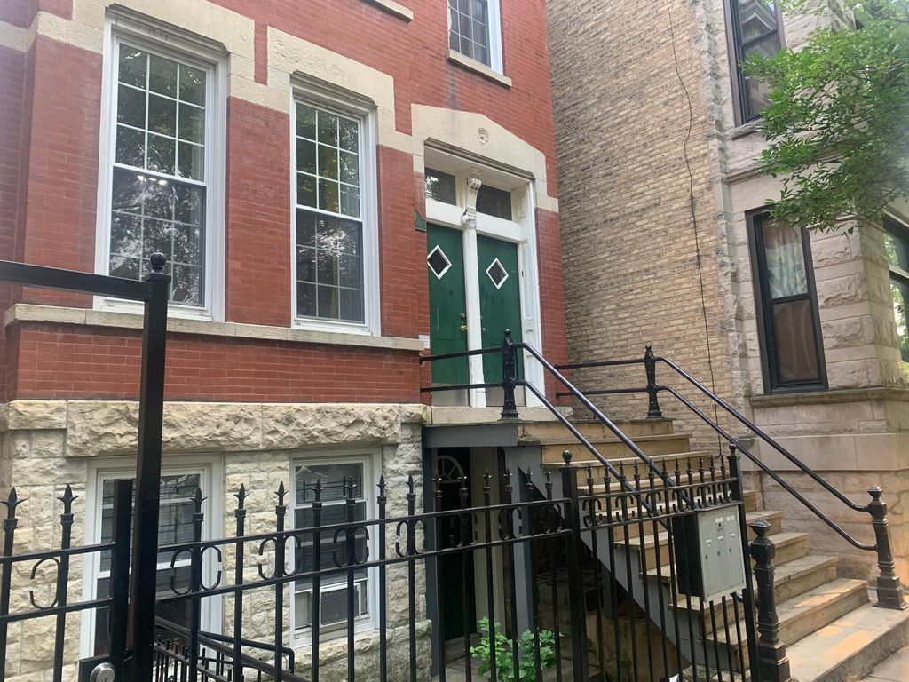 1721 W Huron St, Chicago, IL 60622