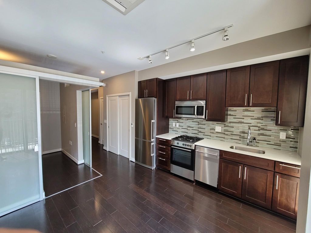 1320 Fenwick Ln #305, Silver Spring, MD 20910
