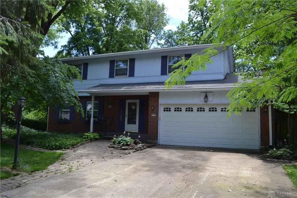 3157 Claydor Dr, Beavercreek, OH 45431