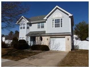 62 Tall Oaks Ct, Old Bridge, NJ 08857