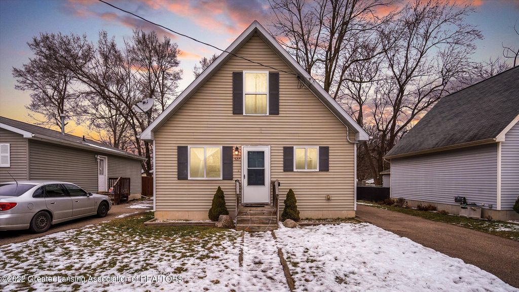 527 Denver St, Lansing, MI 48910